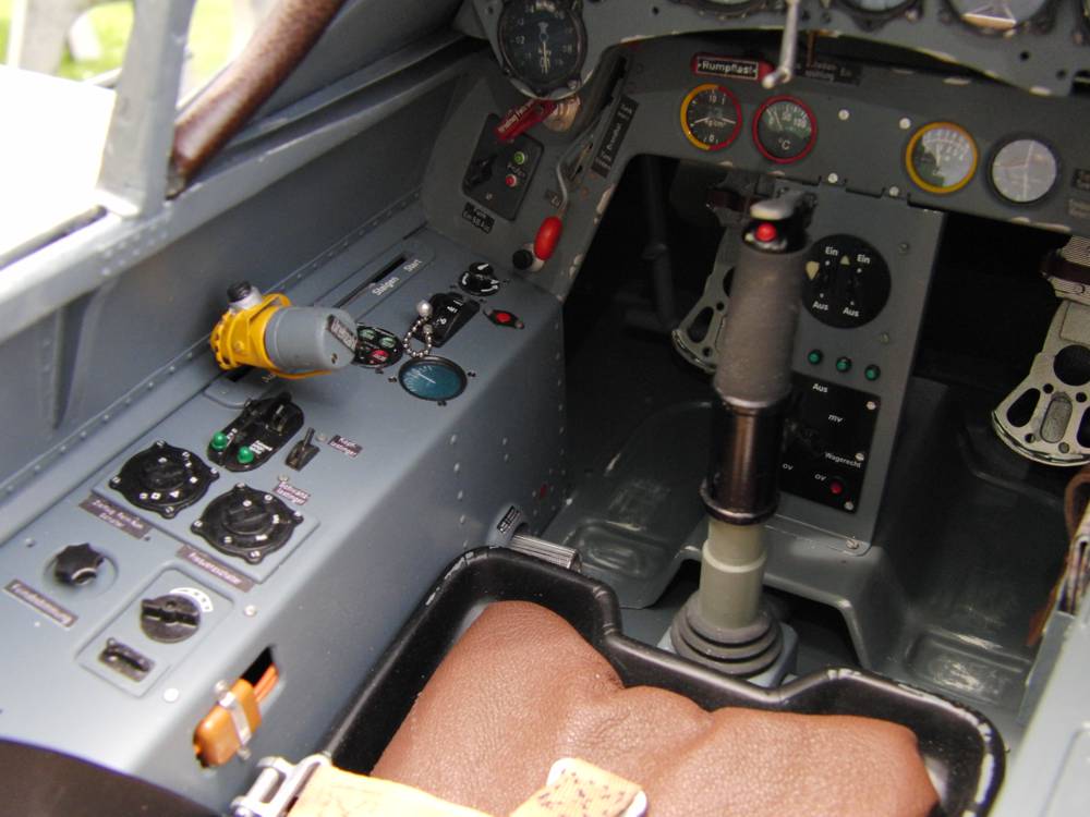 Flugzeugmodellbau Scale Cockpit FW-190A8